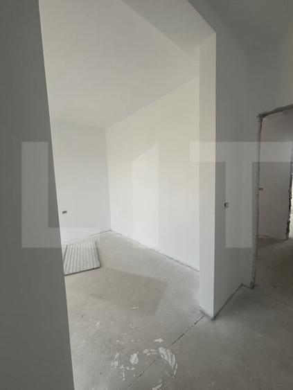 Casă cu 4 camere cu Teren 316 Mp în Moșnița Veche