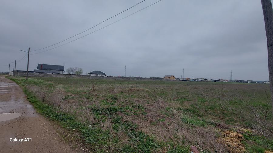 Teren Construcții intravilan de 5808 mp, în Săbăreni