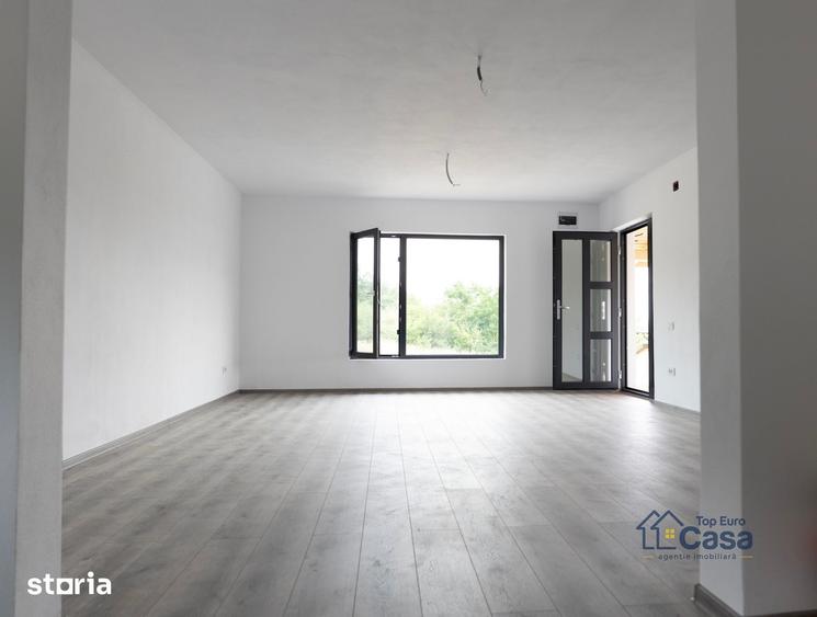 Casă cu 3 camere cu Teren 700 Mp în Piscani