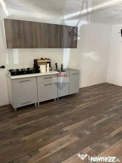 Casă cu 2 camere cu Teren 450 Mp în Remetea Chioarului