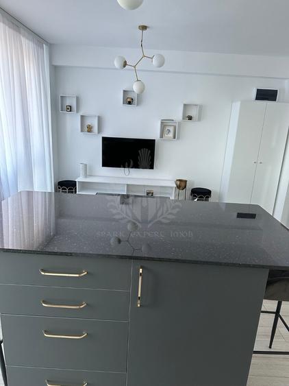 Apartament cu 2 camere decomandat, mobilat în Cantacuzino