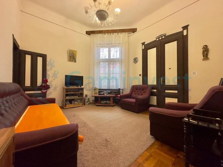Casă cu 3 camere cu Canalizare în Orașul Nou