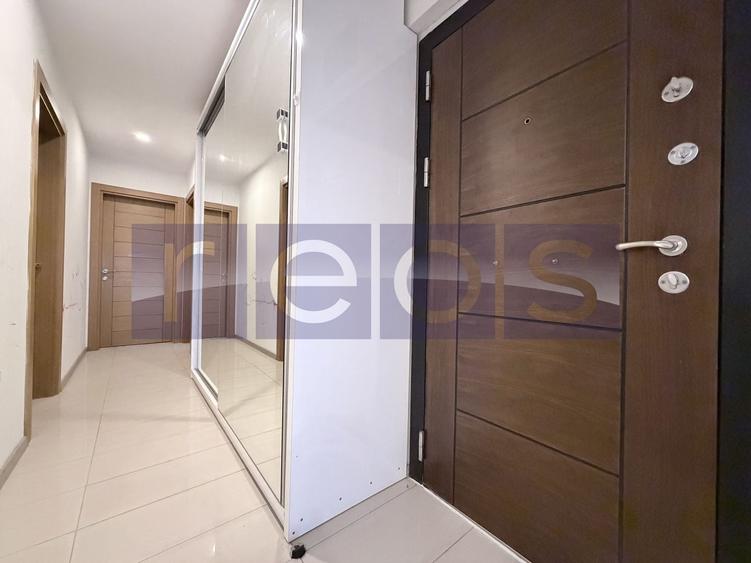Apartament cu 3 camere decomandat, mobilat în Ștefăneștii de Jos