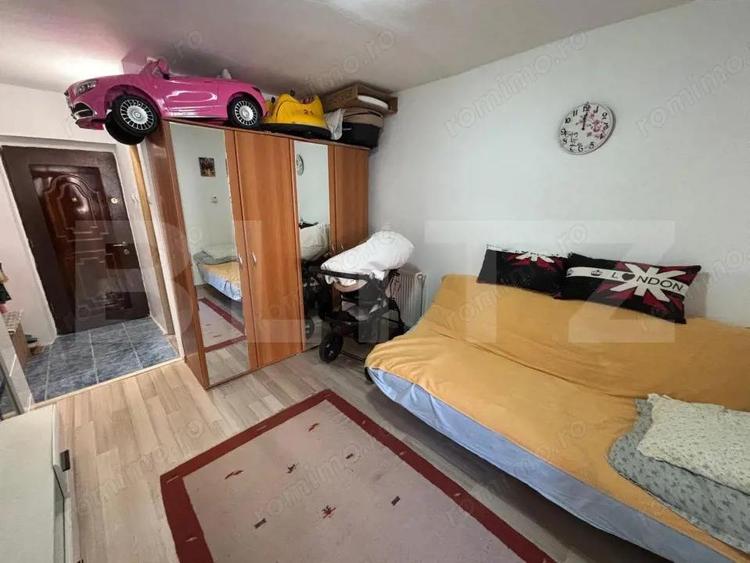 Garsonieră semidecomandată în Sud