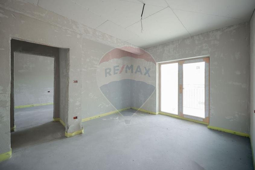 Casă individuală cu 5 camere cu Teren 435 Mp în Săldăbagiu de Munte