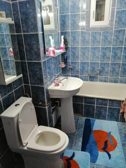 Apartament cu 3 camere decomandat în Poiana