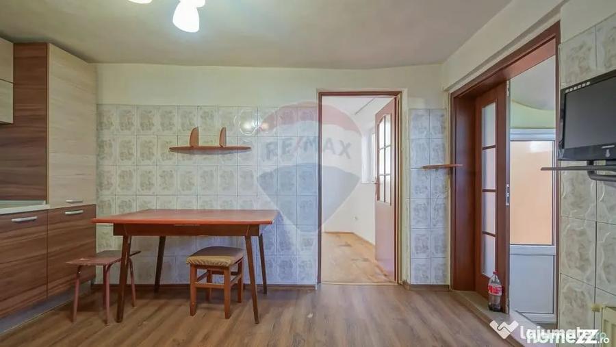Casă cu 3 camere cu Teren 112 Mp în Schei