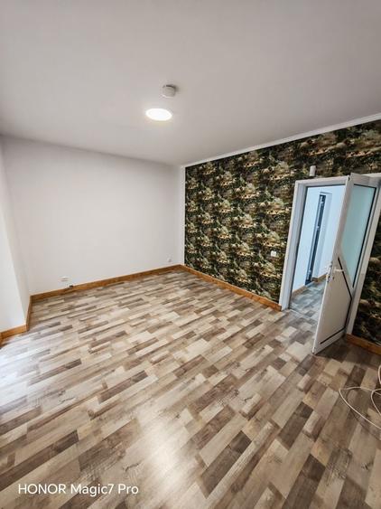 Casă cu 4 camere cu Teren 250 Mp în Unirii