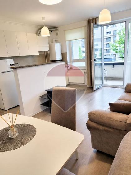 Apartament cu 2 camere decomandat în Tractorul — fotografia 1