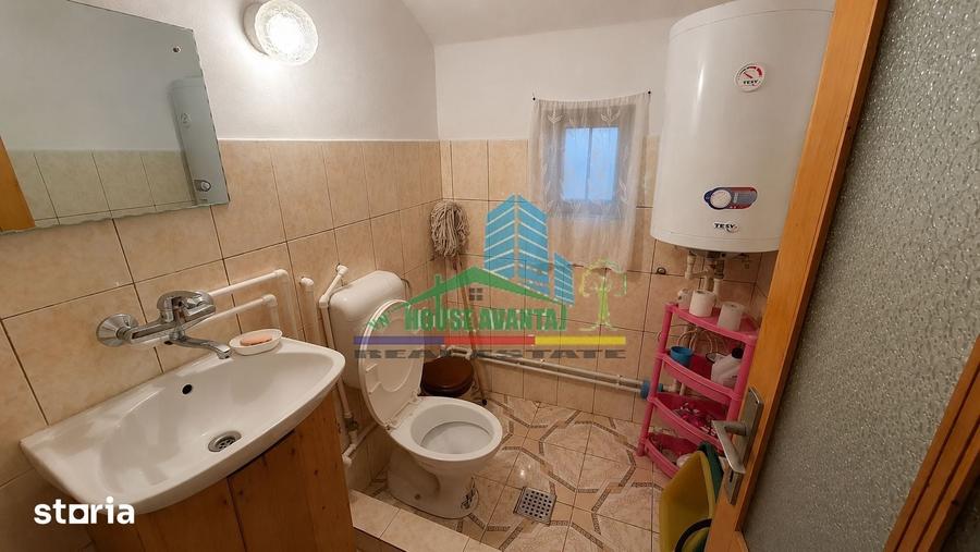 Casă cu 4 camere cu Teren 251 Mp în Tulnici