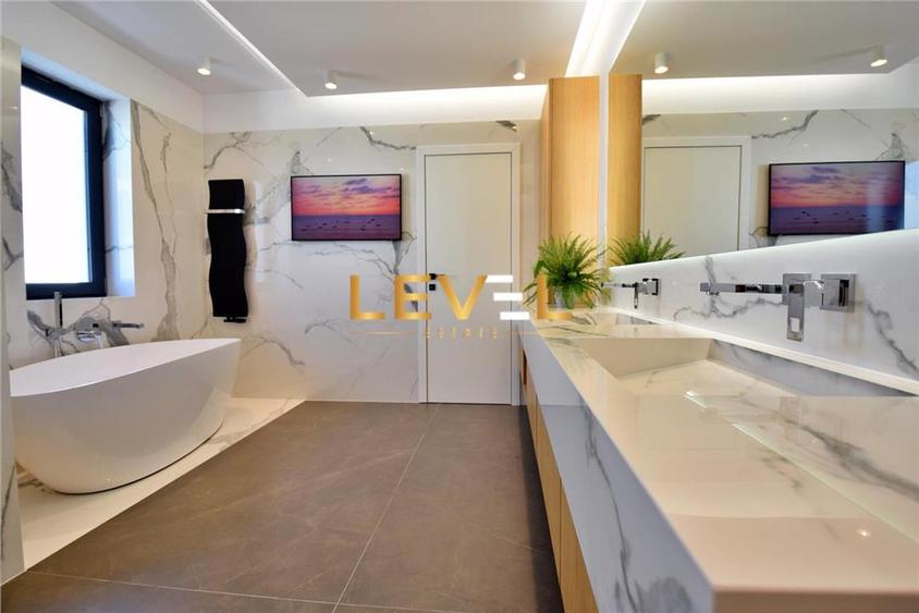 Apartament cu 4 camere decomandat, mobilat în Sisești