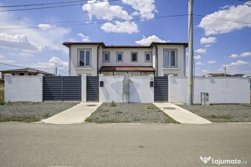 Casă cu 7 camere cu Teren 491 Mp în Vladimirescu