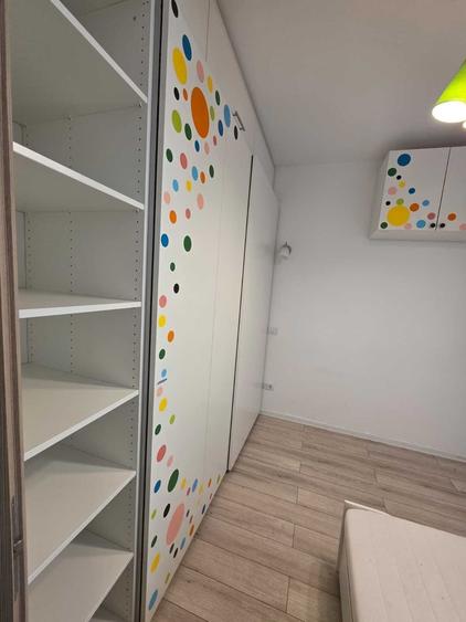 Apartament cu 3 camere decomandat în Politehnica