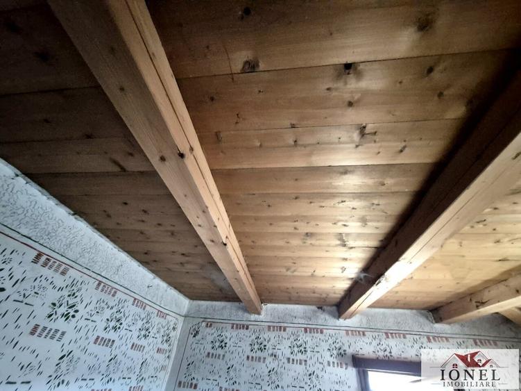 Casă individuală cu 6 camere cu Teren 1043 Mp în Bistra
