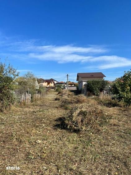 Teren de 2505 mp, în Păulești