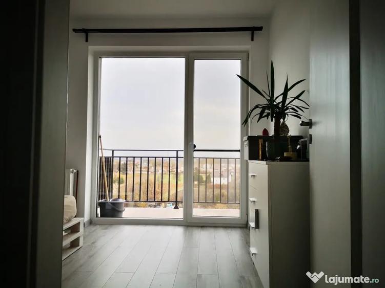 Apartament cu 2 camere decomandat în Sud