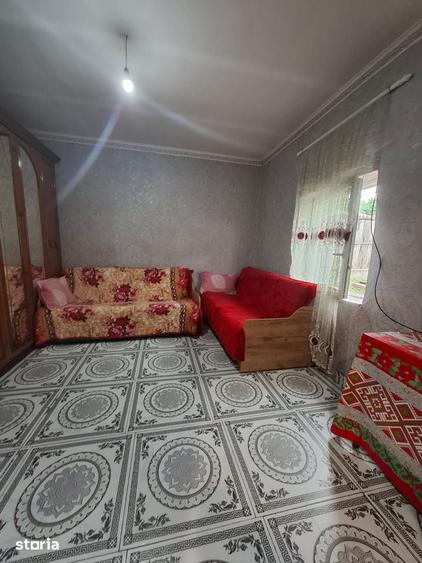 Casă cu 2 camere cu Teren 590 Mp în Central