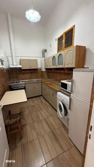 Apartament cu 3 camere decomandat în Mărăști