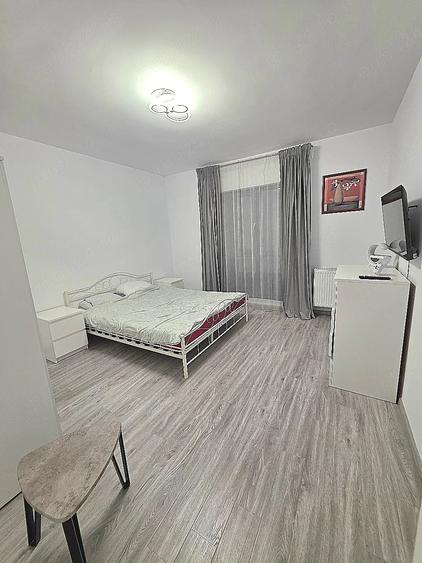 Apartament cu 2 camere decomandat în Crângași