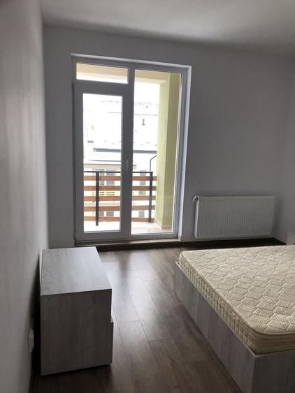Apartament cu 2 camere semidecomandat în Rediu