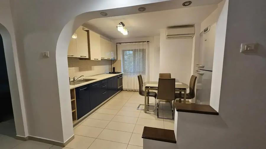 Apartament cu 2 camere decomandat, mobilat în Drumul Sării