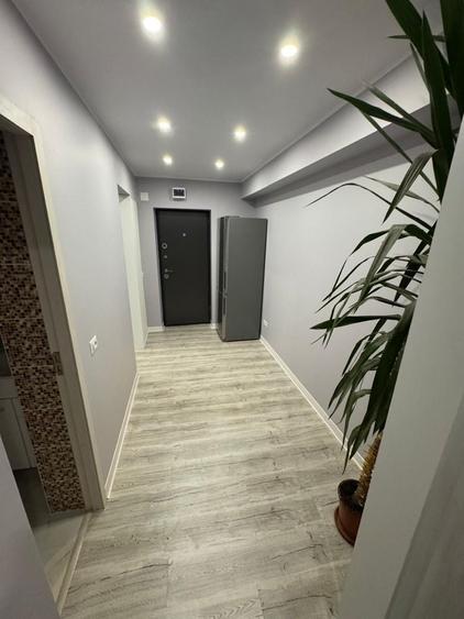 Apartament cu 2 camere decomandat în Energiei