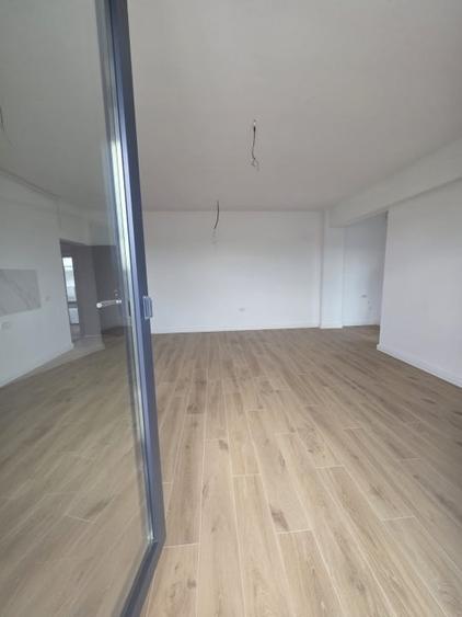 Apartament cu 2 camere decomandat în Bragadiru