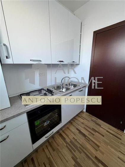 Apartament cu 3 camere decomandat, mobilat în P-ța Mihai Viteazu
