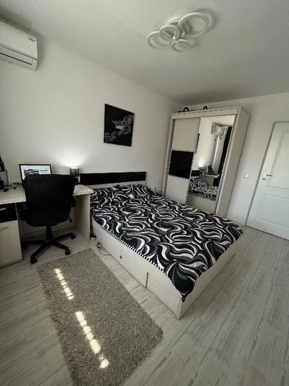 Casă cu Teren 200 Mp în Central