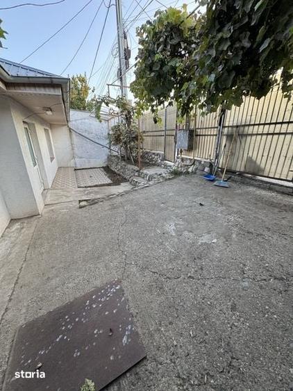 Casă cu 3 camere cu Teren 70 Mp în Central