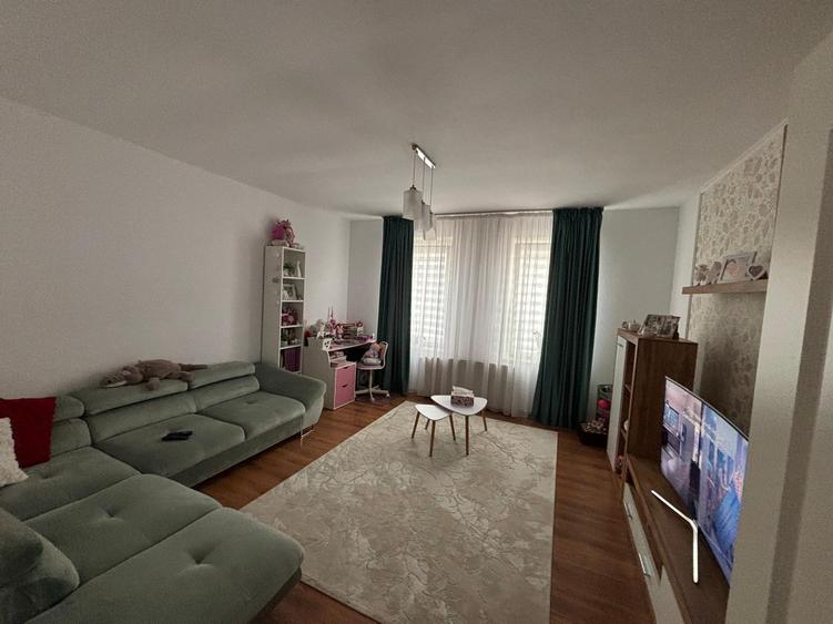 Casă individuală cu 2 camere cu Canalizare în Fratelia