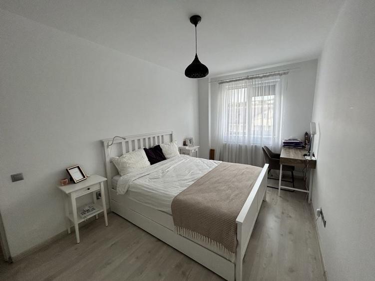 Apartament cu 2 camere semidecomandat în Central
