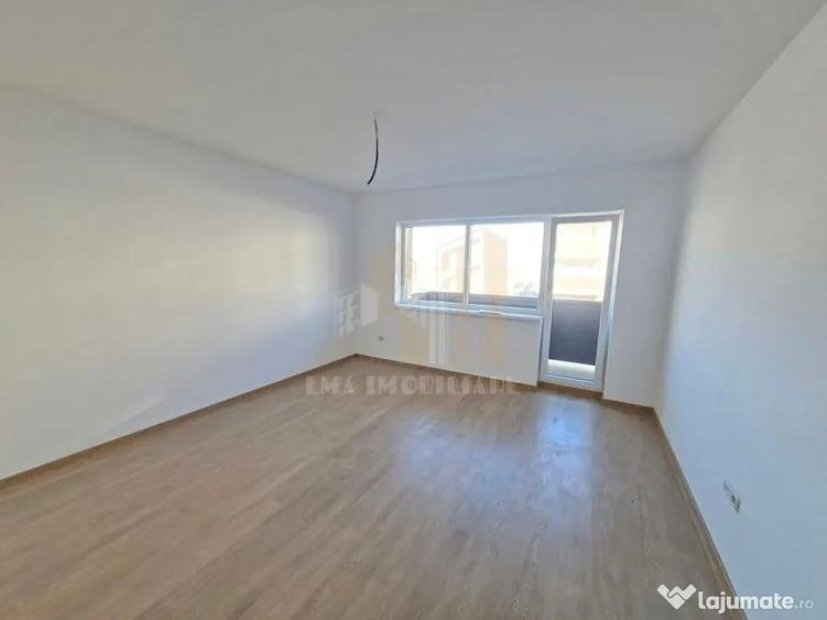 Apartament cu 3 camere decomandat în Sânpetru