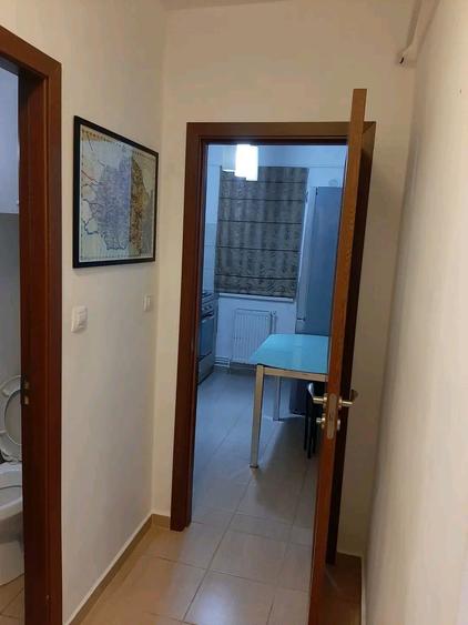 Inchiriere camera apartament decomandat 2 camere centru Iasi - 4