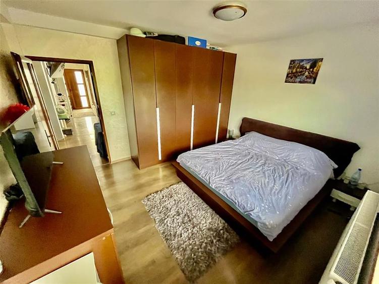 Apartament cu 3 camere decomandat în Șorogari