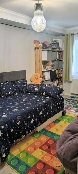 Apartament cu 2 camere decomandat, mobilat în Vest