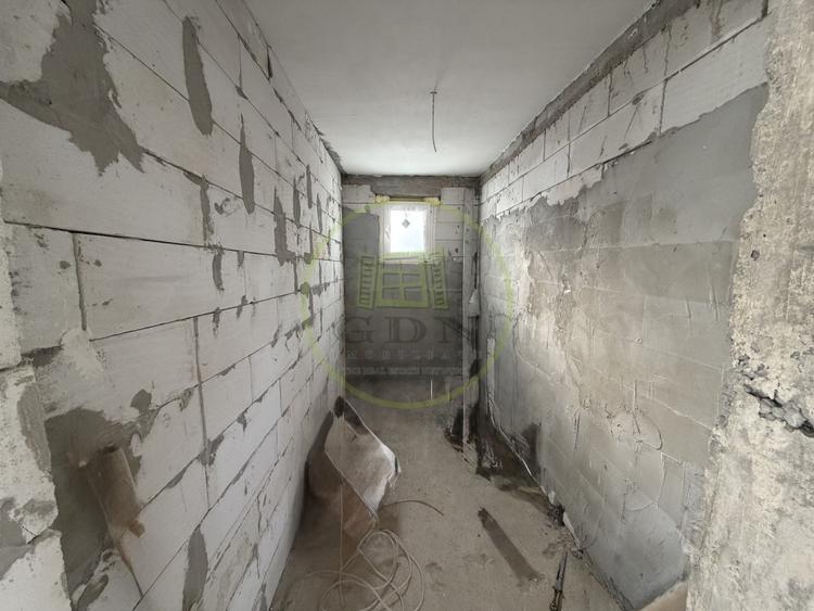 Casă individuală cu 3 camere cu Canalizare în Preajba