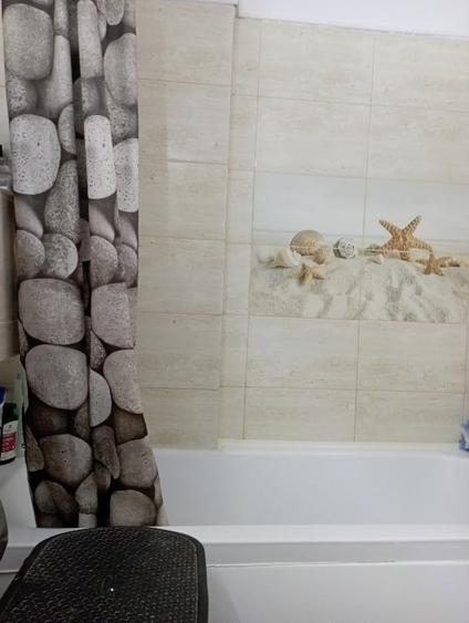 Casă individuală cu 7 camere cu Canalizare în Faleza Nord