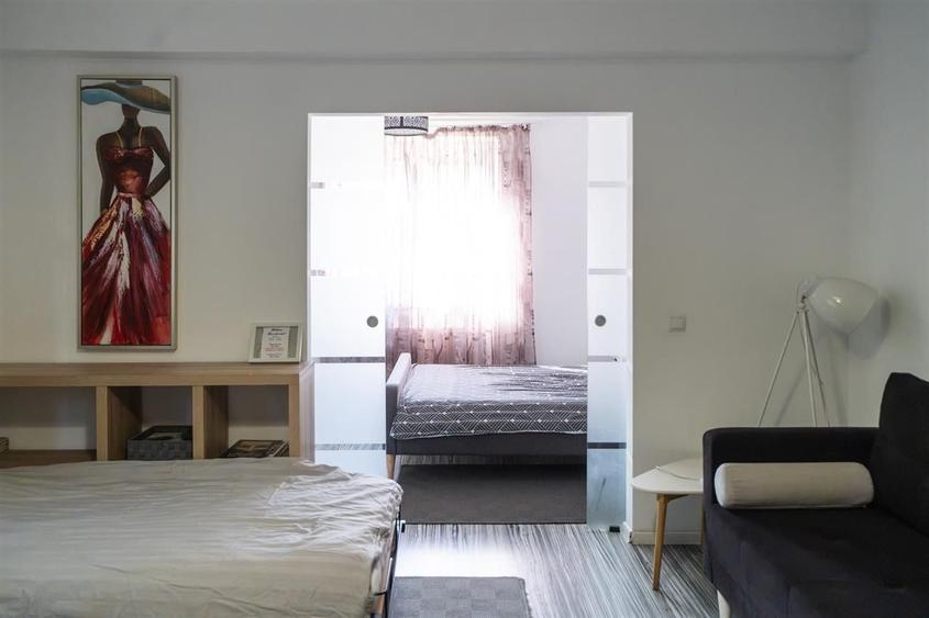 Apartament cu 2 camere semidecomandat în Plopilor