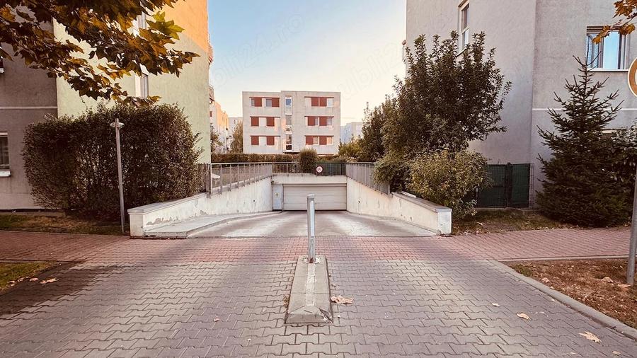 Apartament cu 3 camere decomandat, mobilat în Central