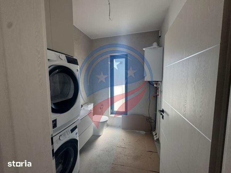 Casă cu 3 camere cu Teren 445 Mp în Cârcea