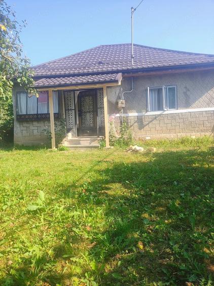 Casă cu Teren 1040 Mp în Vărbila