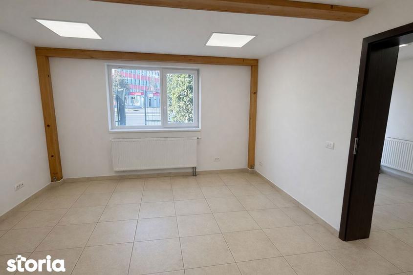 Spațiu comercial, de 40 mp, în Soarelui