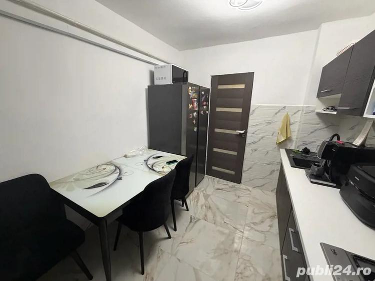 Apartament cu 4 camere decomandat în Ultracentral