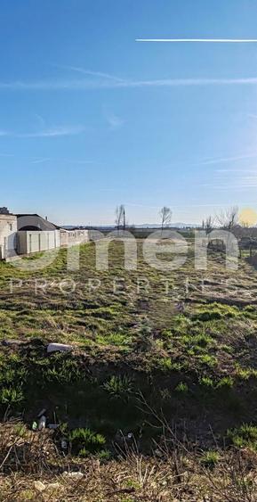 Teren Construcții intravilan de 1439 mp, în Central