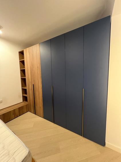 Apartament cu 3 camere semidecomandat, mobilat în Pipera
