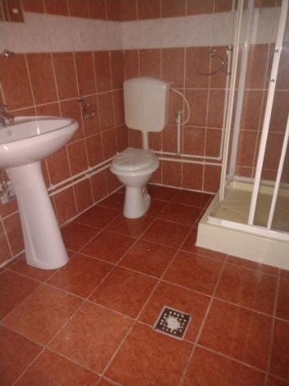 Casă cu 6 camere în București - 5