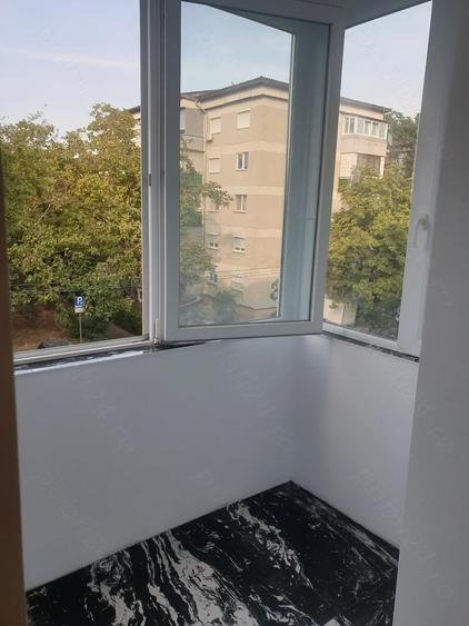 Apartament cu 2 camere decomandat în Rogerius