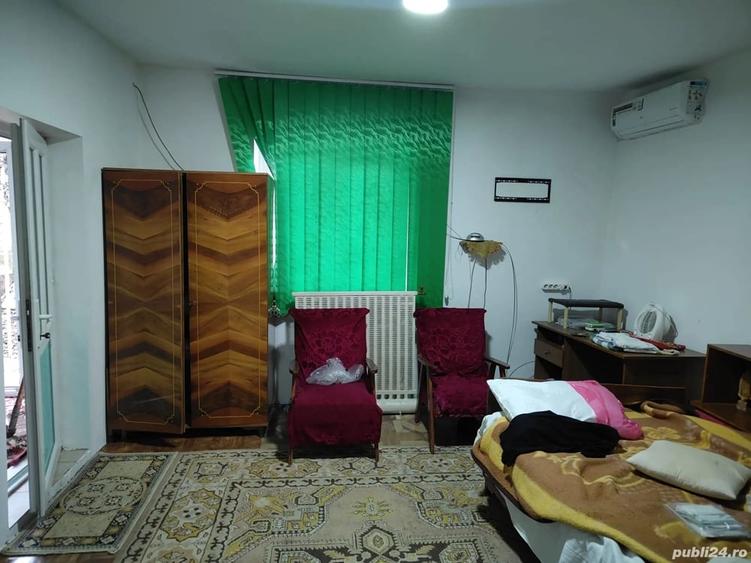 Casă cu 4 camere cu Teren 580 Mp în Ivești