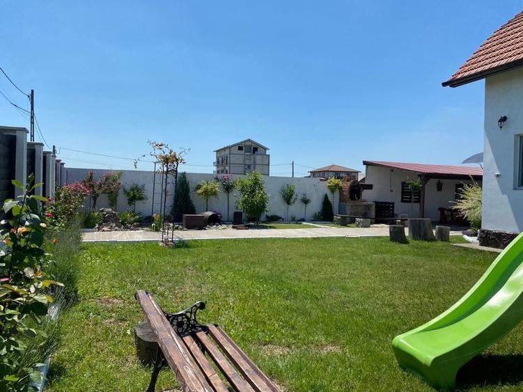 Casă cu 4 camere în Băile Felix